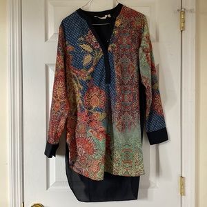 Soft surroundings floral long sleeve tunic size small